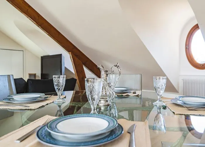 Clocher De La Cathedrale De Reims