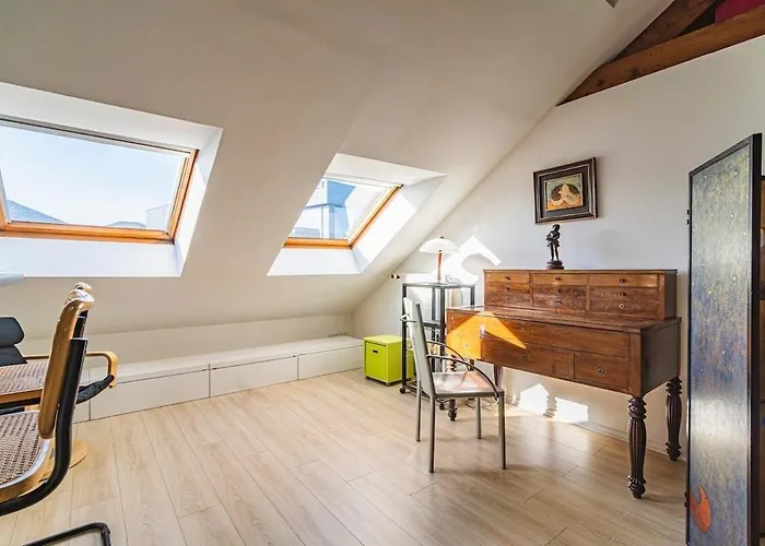 Clocher De La Cathedrale De Lejlighed *